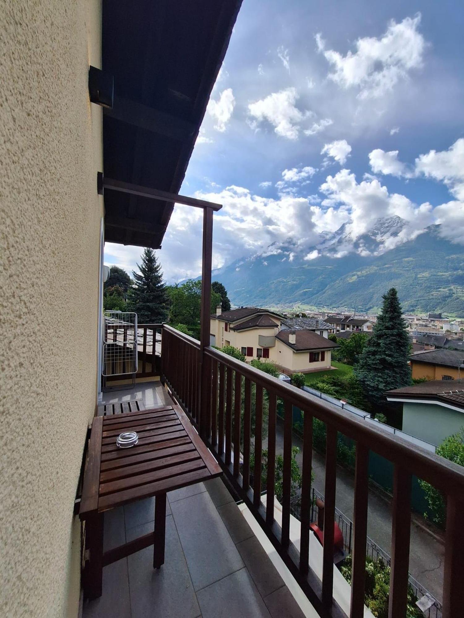 Aosta Holiday Apartments - Edelweiss Екстер'єр фото